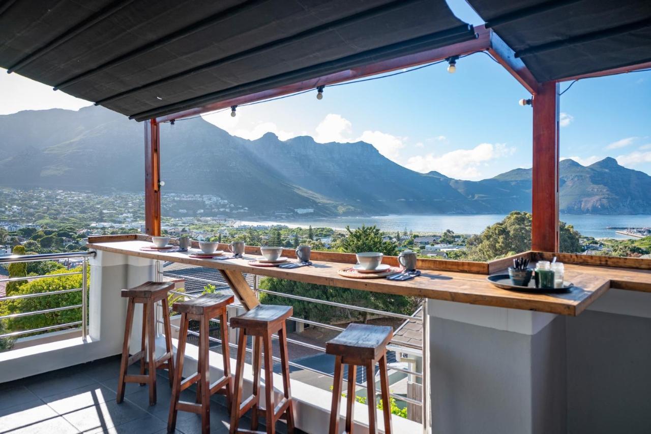 Hout&About Guest House Hout Bay Extérieur photo