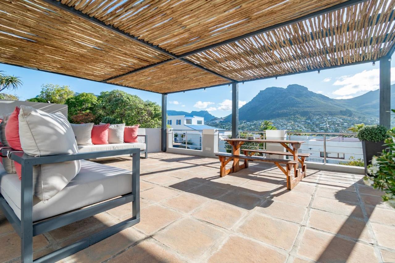 Hout&About Guest House Hout Bay Extérieur photo