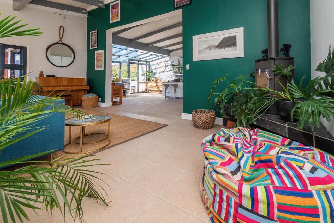 Hout&About Guest House Hout Bay Extérieur photo