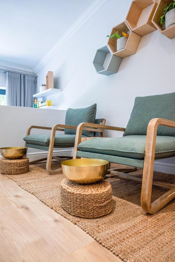 Hout&About Guest House Hout Bay Extérieur photo
