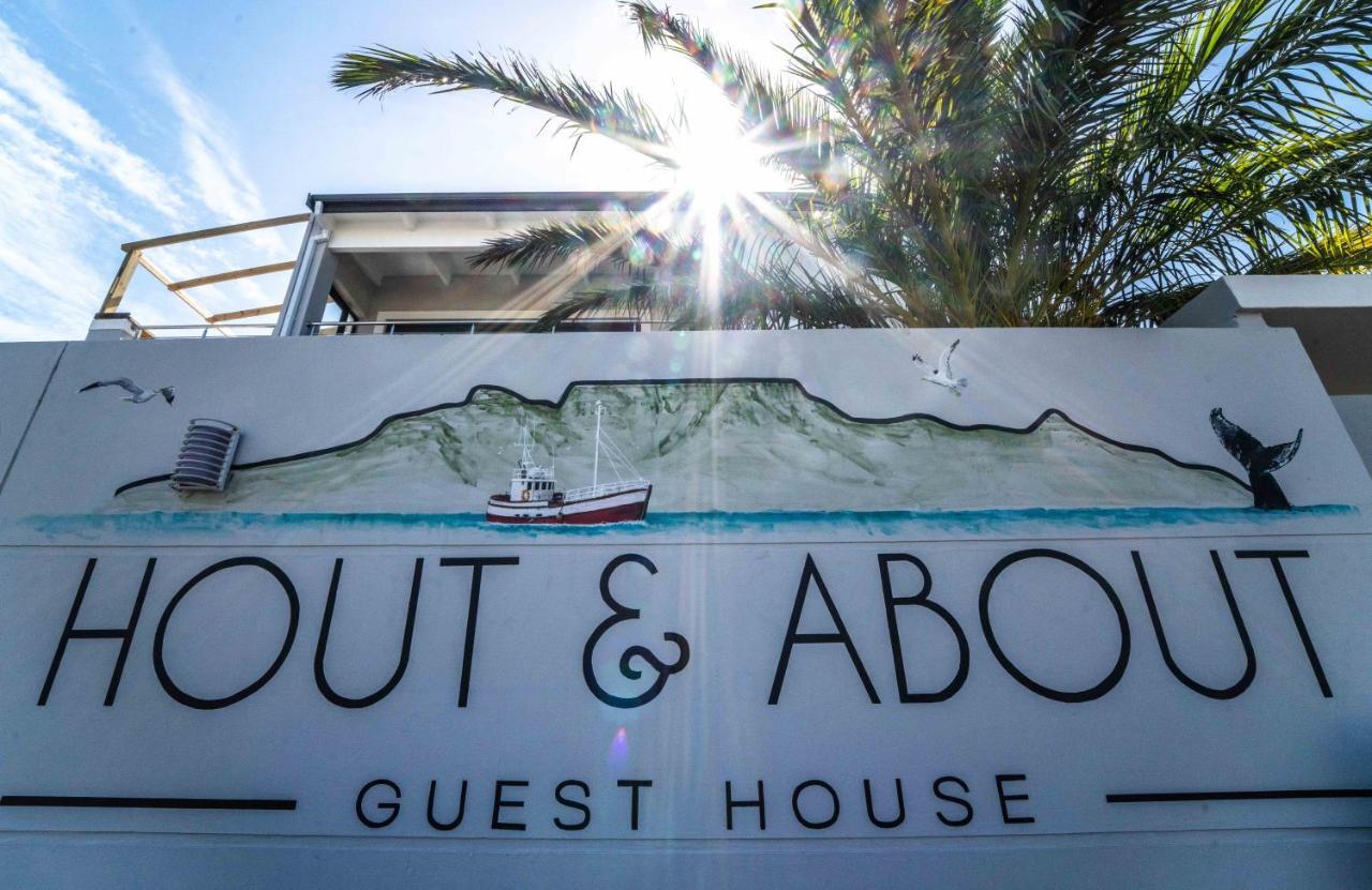 Hout&About Guest House Hout Bay Extérieur photo